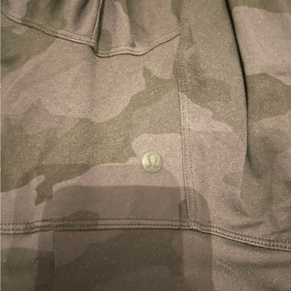 Lululemon black cropped zip up oversized shirt - Picture 5 of 5